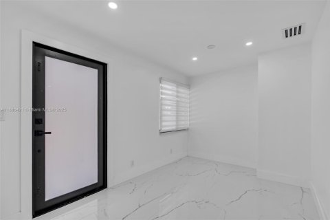 Купить виллу или дом в Хайалиа, Флорида 5 спален, 206.8м2, № 1933441 - фото 17