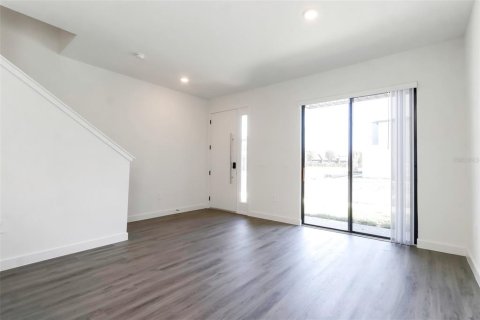 Townhouse in Kissimmee, Florida 3 bedrooms, 127.46 sq.m. № 2384177 - photo 9
