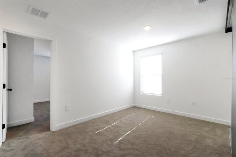 Townhouse in Kissimmee, Florida 3 bedrooms, 127.46 sq.m. № 2384177 - photo 15