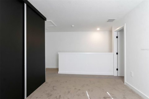 Townhouse in Kissimmee, Florida 3 bedrooms, 127.46 sq.m. № 2384177 - photo 14