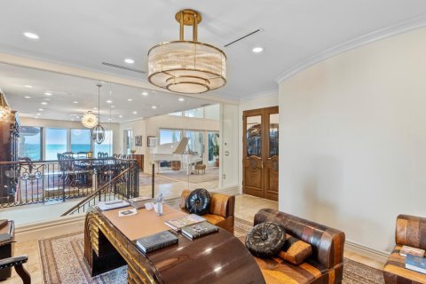 House in Golden Beach, Florida 8 bedrooms, 893.53 sq.m. № 2083136 - photo 14