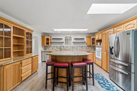 House in Tampa, Florida 3 bedrooms, 228.54 sq.m. № 2208049 - photo 11