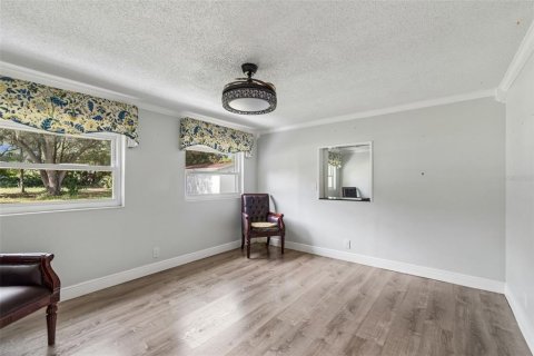 House in Tampa, Florida 3 bedrooms, 228.54 sq.m. № 2208049 - photo 23