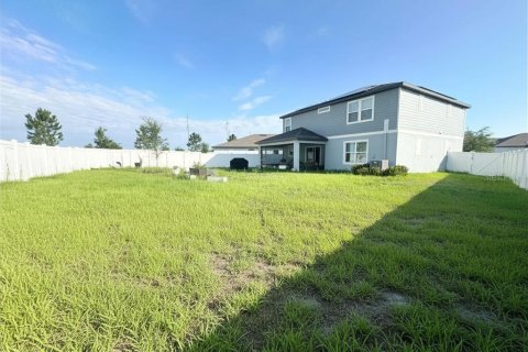 House in Lake Alfred, Florida 4 bedrooms, 224.45 sq.m. № 2225455 - photo 18