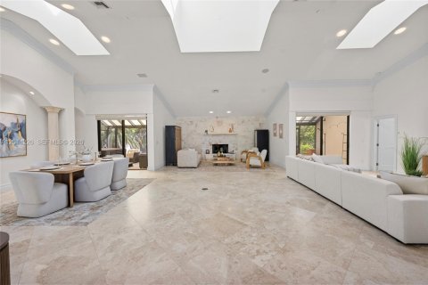 Villa ou maison à vendre à Southwest Ranches, Floride: 4 chambres, 369.1 m2 № 2076238 - photo 8