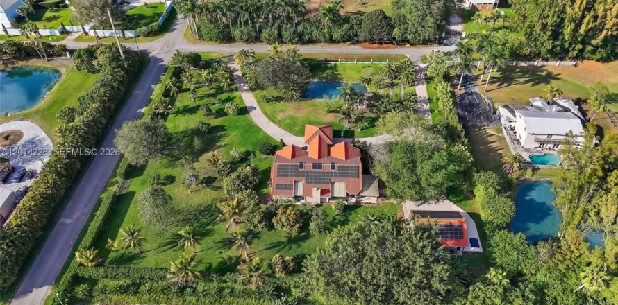 Villa ou maison à Southwest Ranches, Floride 4 chambres, 369.1 m2 № 2076238