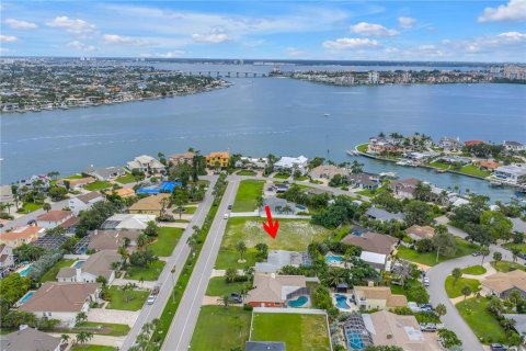 Land in Saint Petersburg, Florida № 1837145 - photo 2
