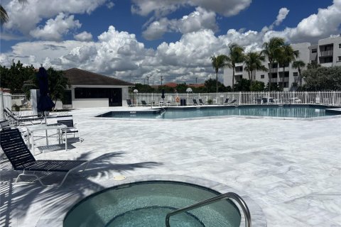 Copropriété à louer à Miami, Floride: 2 chambres, 80.55 m2 № 1923896 - photo 22