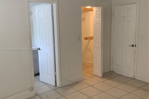 Copropriété à louer à Miami, Floride: 2 chambres, 80.55 m2 № 1923896 - photo 5