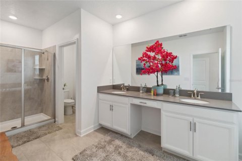 Villa ou maison à louer à Davenport, Floride: 5 chambres, 286.23 m2 № 2095810 - photo 28