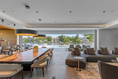 Casa en venta en Fort Lauderdale, Florida, 5 dormitorios, 772.48 m2 № 1946024 - foto 16