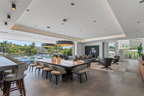 Casa en venta en Fort Lauderdale, Florida, 5 dormitorios, 772.48 m2 № 1946024 - foto 18
