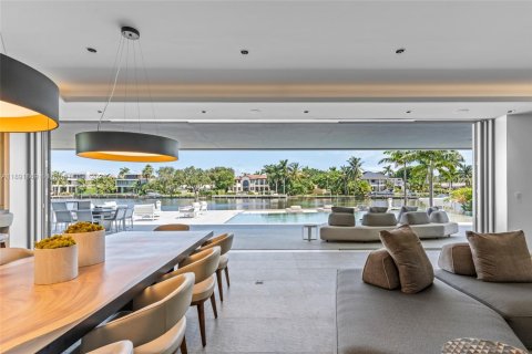 Casa en venta en Fort Lauderdale, Florida, 5 dormitorios, 772.48 m2 № 1946024 - foto 7