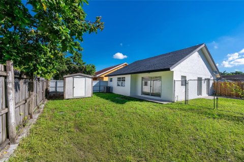 Casa en venta en Homestead, Florida, 3 dormitorios, 126.9 m2 № 1997485 - foto 24