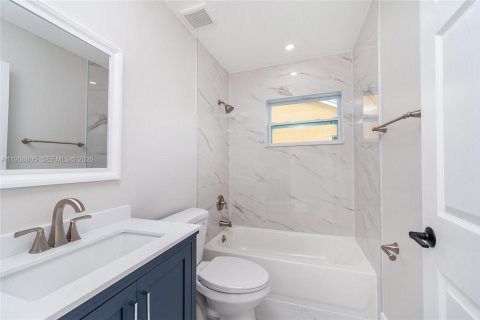Casa en venta en Homestead, Florida, 3 dormitorios, 126.9 m2 № 1997485 - foto 20