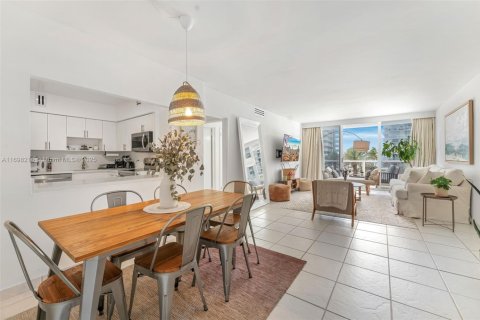 Купить кондоминиум в Майами-Бич, Флорида 2 спальни, 95.69м2, № 2018858 - фото 22