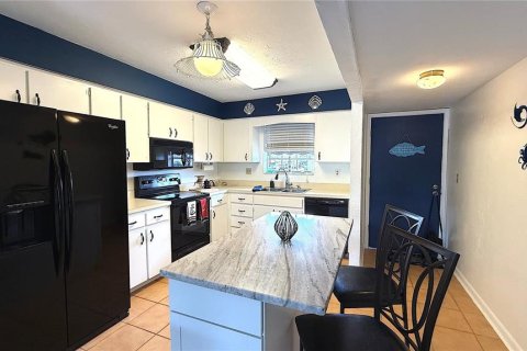 Condominio en venta en Astor, Florida, 2 dormitorios, 102.38 m2 № 1759858 - foto 7