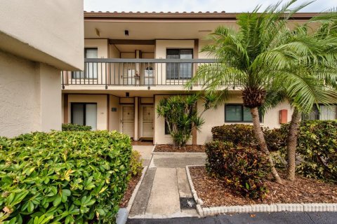Condominio en venta en Saint Petersburg, Florida, 2 dormitorios, 82.68 m2 № 1900369 - foto 1
