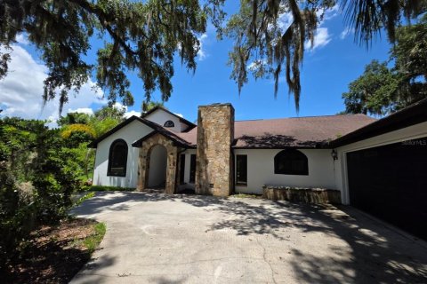 House in Kissimmee, Florida 4 bedrooms, 280.75 sq.m. № 2208008