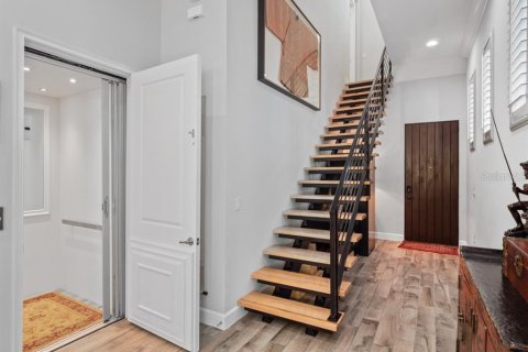 Villa ou maison à vendre à Orlando, Floride: 3 chambres, 302.03 m2 № 2413520 - photo 6