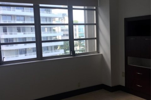 Copropriété à louer à Miami, Floride: 1 chambre, 73.11 m2 № 1974782 - photo 16