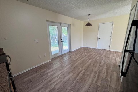 Casa en venta en Apopka, Florida, 3 dormitorios, 92.9 m2 № 1885722 - foto 13