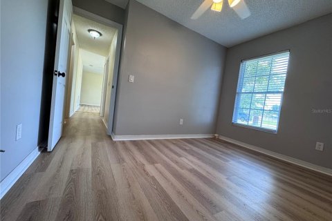 Casa en venta en Apopka, Florida, 3 dormitorios, 92.9 m2 № 1885722 - foto 18