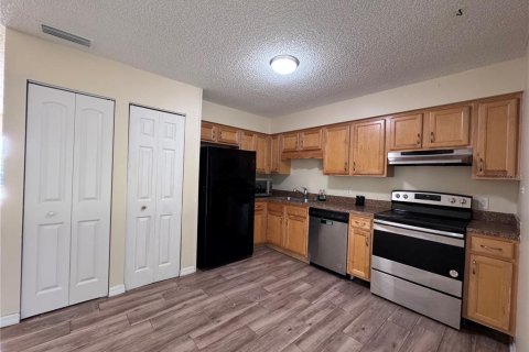 Casa en venta en Apopka, Florida, 3 dormitorios, 92.9 m2 № 1885722 - foto 12