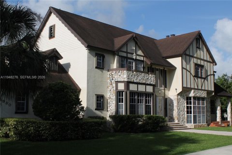 Villa ou maison à vendre à Homestead, Floride: 4 chambres, 372.91 m2 № 2004229 - photo 3