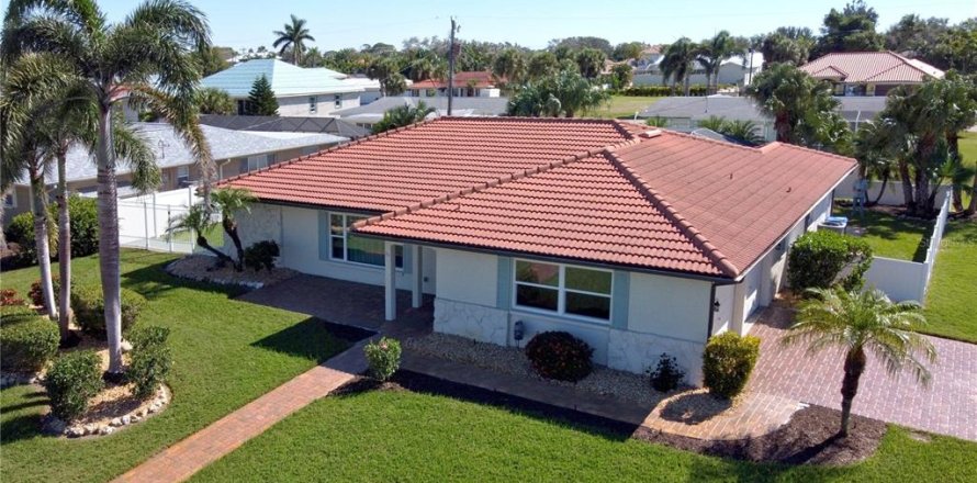 Casa en Venice, Florida 3 dormitorios, 189.43 m2 № 2095057