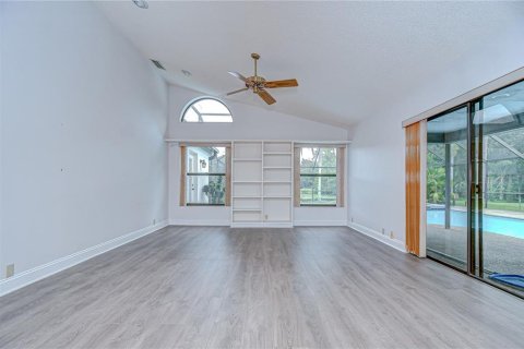 House in Tampa, Florida 4 bedrooms, 261.52 sq.m. № 1838775 - photo 15