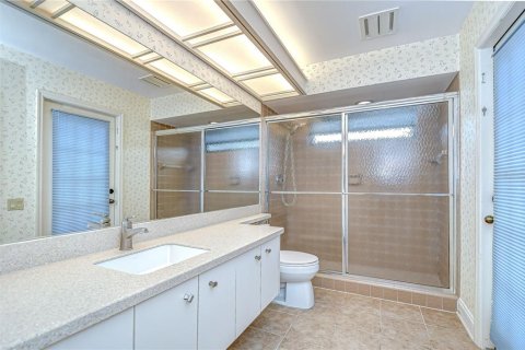 House in Tampa, Florida 4 bedrooms, 261.52 sq.m. № 1838775 - photo 25