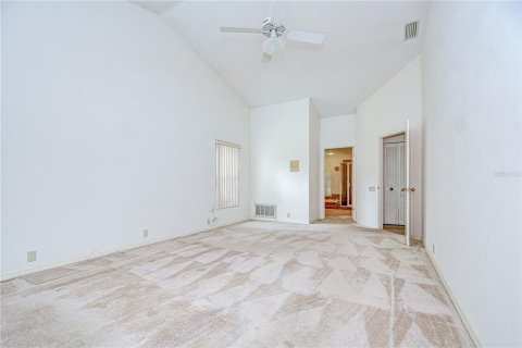 House in Tampa, Florida 4 bedrooms, 261.52 sq.m. № 1838775 - photo 19