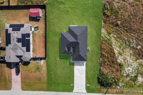 Villa ou maison à louer à Lehigh Acres, Floride: 3 chambres № 2002141 - photo 6