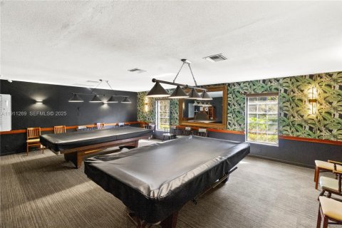 Купить кондоминиум в Маргит, Флорида 2 спальни, 80.82м2, № 1985735 - фото 14