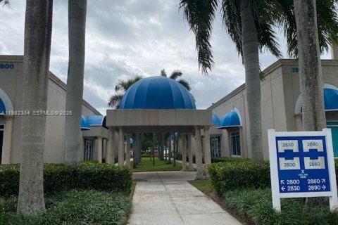 Immobilier commercial à vendre à Dania Beach, Floride № 2045182 - photo 4