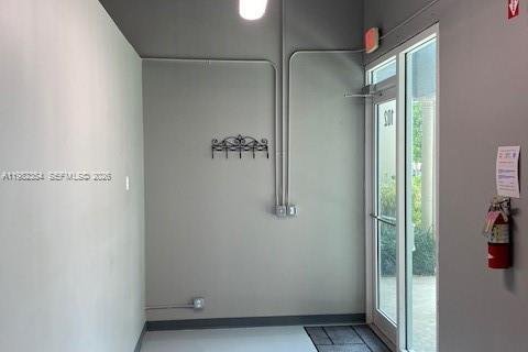 Immobilier commercial à vendre à Dania Beach, Floride № 2045182 - photo 20