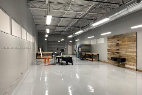 Immobilier commercial à vendre à Dania Beach, Floride № 2045182 - photo 14