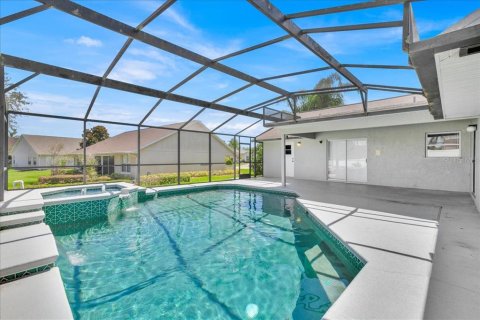 Villa ou maison à louer à Davenport, Floride: 4 chambres, 183.11 m2 № 2167260 - photo 20