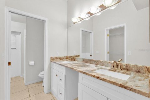 Villa ou maison à louer à Davenport, Floride: 4 chambres, 183.11 m2 № 2167260 - photo 8