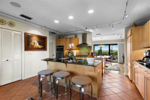 House in Palmetto, Florida 4 bedrooms, 256.41 sq.m. № 2215974 - photo 28