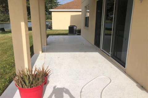 Casa en alquiler en Tampa, Florida, 4 dormitorios, 227.98 m2 № 1876995 - foto 17