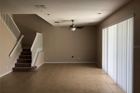 Casa en alquiler en Tampa, Florida, 4 dormitorios, 227.98 m2 № 1876995 - foto 3