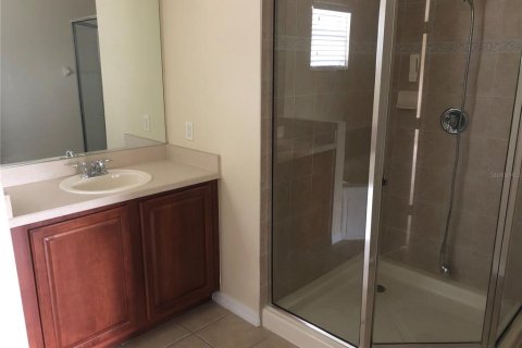 Casa en alquiler en Tampa, Florida, 4 dormitorios, 227.98 m2 № 1876995 - foto 11