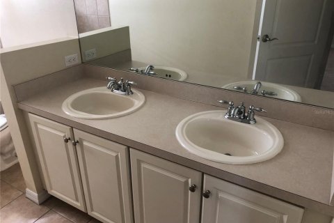 Casa en alquiler en Tampa, Florida, 4 dormitorios, 227.98 m2 № 1876995 - foto 15