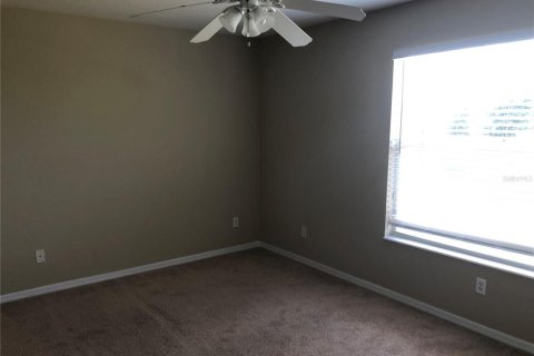 Casa en alquiler en Tampa, Florida, 4 dormitorios, 227.98 m2 № 1876995 - foto 12