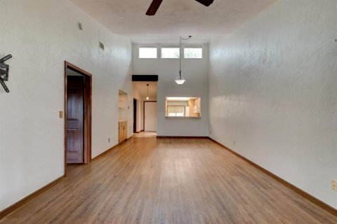 Купить таунхаус в Дейтона-Бич, Флорида 4 комнаты, 118.17м2, № 2101711 - фото 4