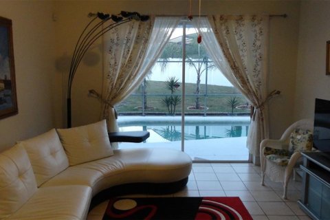 House in Davenport, Florida 3 bedrooms, 173.82 sq.m. № 1900167 - photo 10