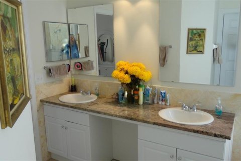 House in Davenport, Florida 3 bedrooms, 173.82 sq.m. № 1900167 - photo 14
