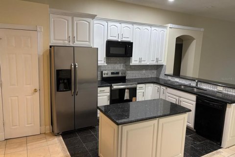 House in Davenport, Florida 3 bedrooms, 173.82 sq.m. № 1900167 - photo 4